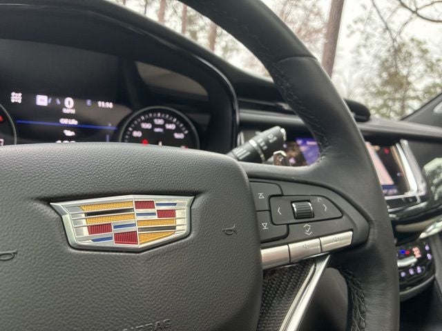 2025 Cadillac XT6 Sport