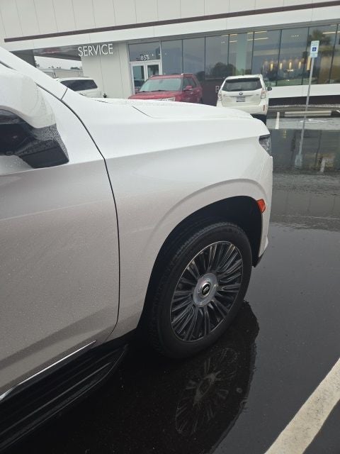 2022 Cadillac Escalade ESV Premium