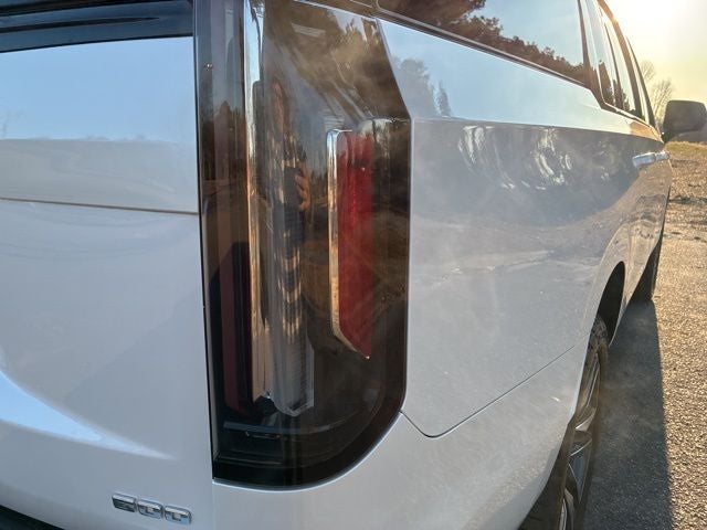 2021 Cadillac Escalade ESV Sport