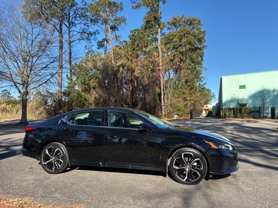 2023 Nissan Altima 2.5 SR