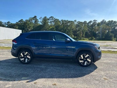 2025 Volkswagen Atlas Cross Sport 2.0T SE w/Technology