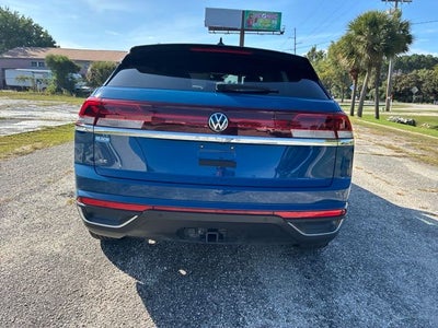 2025 Volkswagen Atlas Cross Sport 2.0T SE w/Technology