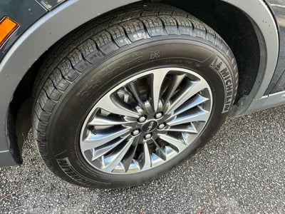 2023 Lincoln Nautilus Standard