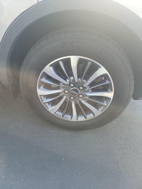 2023 Lincoln Nautilus Standard