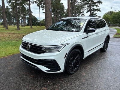 2022 Volkswagen Tiguan 2.0T SE R-Line Black