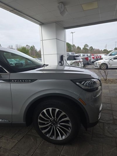 2023 Lincoln Aviator Standard