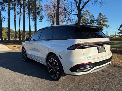 2024 Lincoln Nautilus Reserve