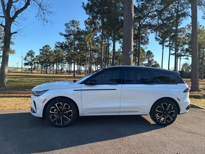 2024 Lincoln Nautilus Reserve