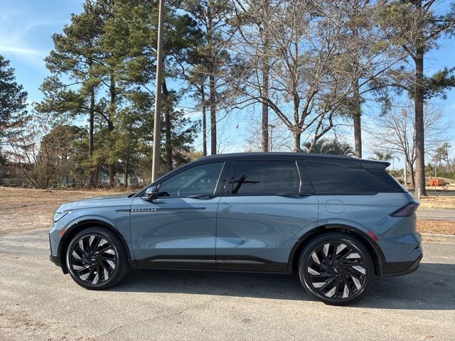 2025 Lincoln Nautilus Reserve