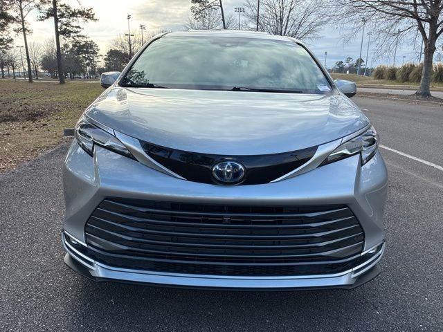 2021 Toyota Sienna Platinum 7 Passenger