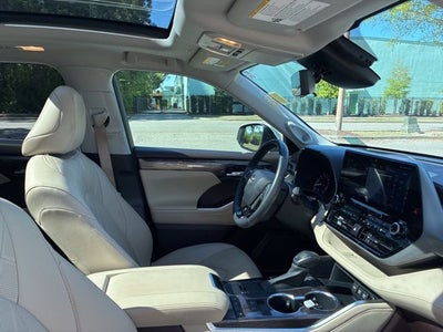 2021 Toyota Highlander Platinum