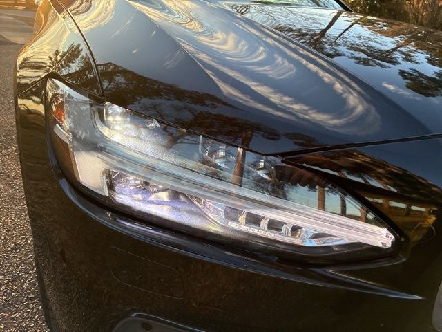 2022 Volvo S90 B6 Inscription