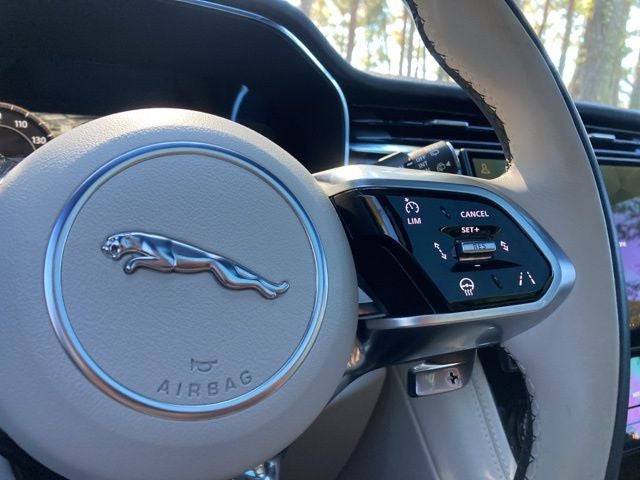 2024 Jaguar F-PACE P400 R-Dynamic S