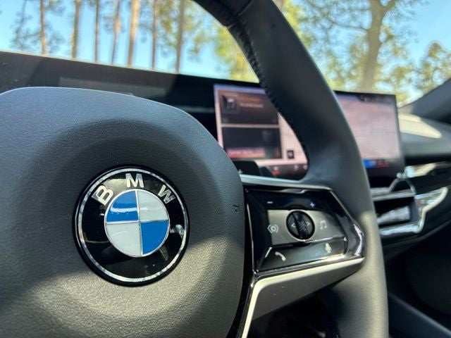 2024 BMW 5 Series 530i