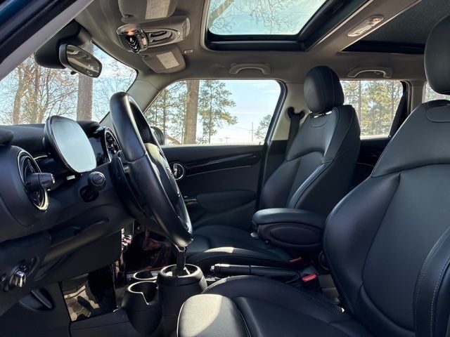 2022 MINI Cooper S Signature