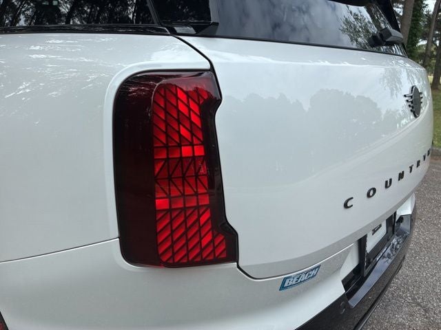 2026 MINI John Cooper Works Countryman Iconic