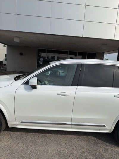 2025 Volvo XC90 B6 Plus 7-Seater