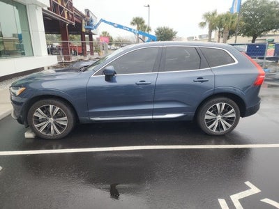 2022 Volvo XC60 B6 Inscription