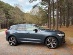 2023 Volvo XC60 B6 Ultimate Dark Theme