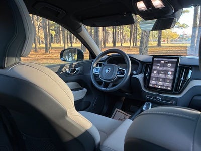 2026 Volvo XC60 B5 Plus