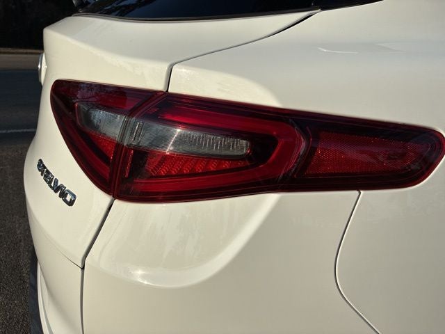 2022 Alfa Romeo Stelvio Ti