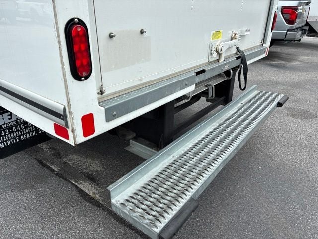 2024 Ford Econoline 350 Cutaway Base