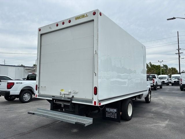 2024 Ford Econoline 350 Cutaway Base