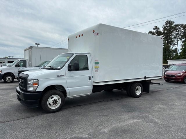 2024 Ford Econoline 350 Cutaway Base