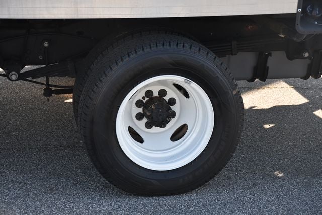 2023 Ford Econoline 450 Cutaway Base DRW