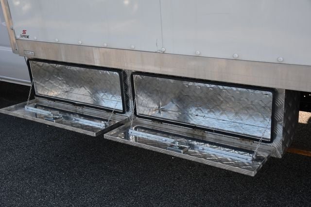2023 Ford Econoline 450 Cutaway Base DRW