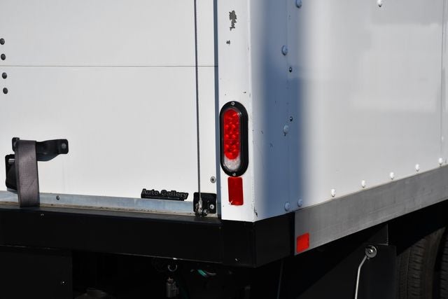 2023 Ford Econoline 450 Cutaway Base DRW