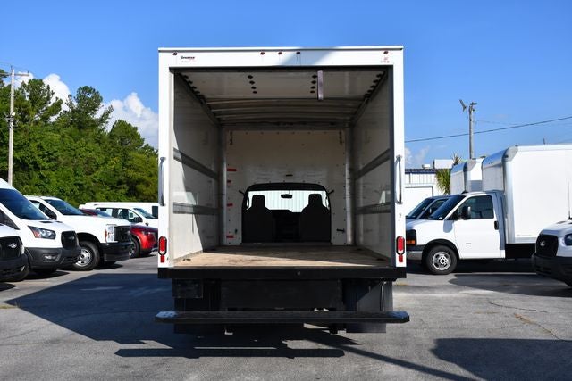 2023 Ford Econoline 450 Cutaway Base DRW