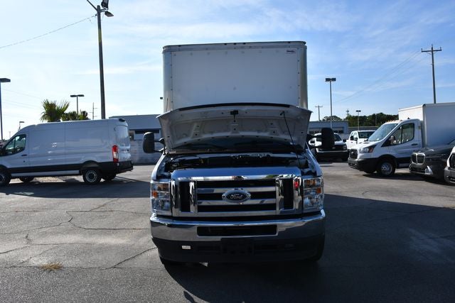 2023 Ford Econoline 450 Cutaway Base DRW