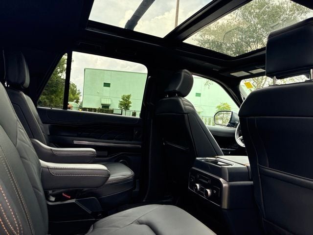 2023 Ford Expedition MAX Platinum