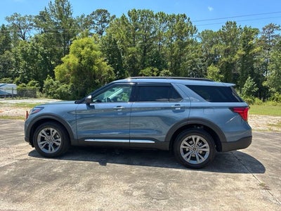 2025 Ford Explorer Active