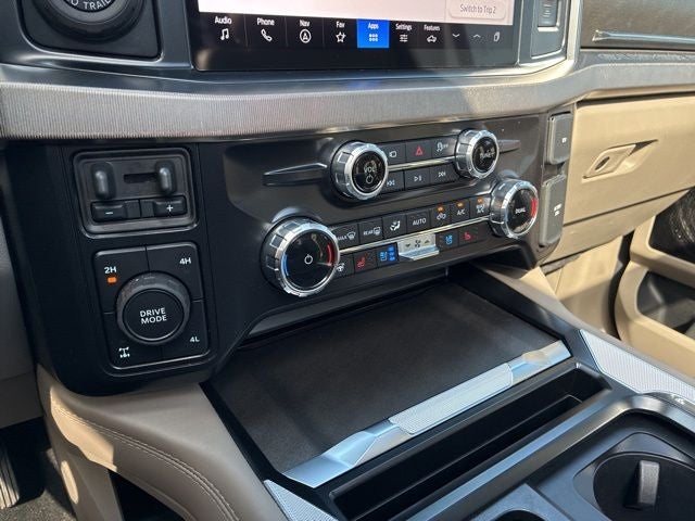 2025 Ford F-250 Platinum