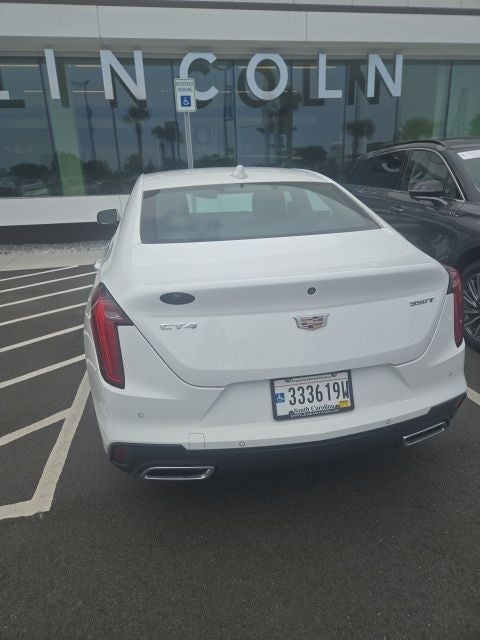 2022 Cadillac CT4 Luxury