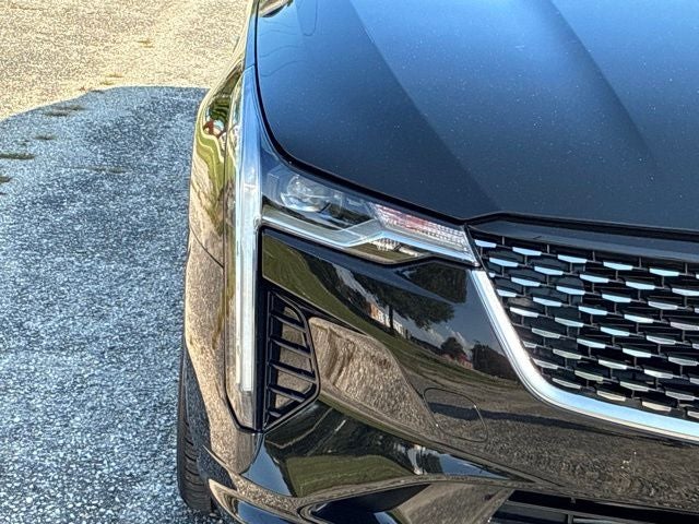 2025 Cadillac CT4 Luxury