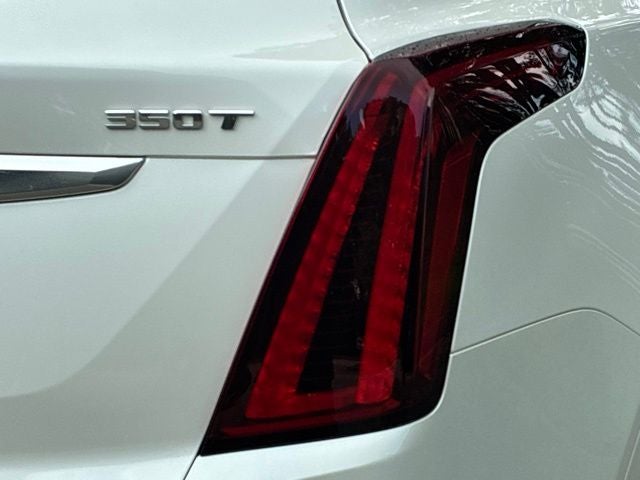 2023 Cadillac XT5 Luxury