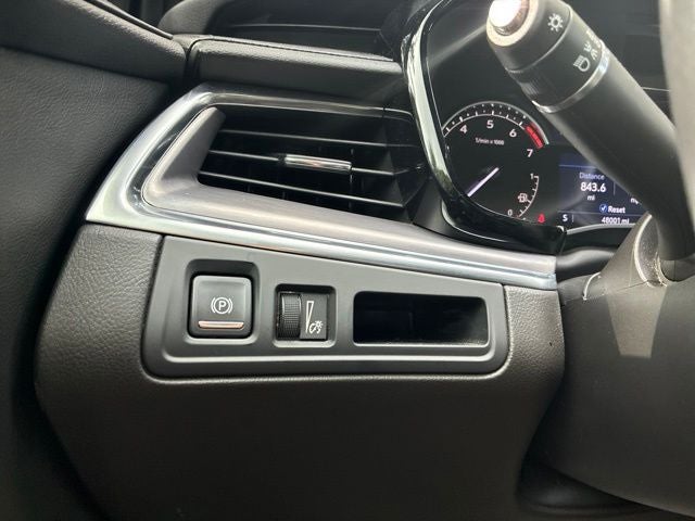 2023 Cadillac XT5 Luxury