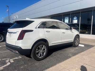 2022 Cadillac XT5 Premium Luxury