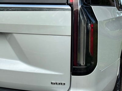 2022 Cadillac Escalade ESV Premium Luxury
