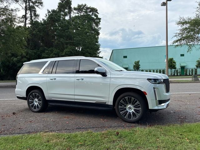2022 Cadillac Escalade ESV Premium Luxury