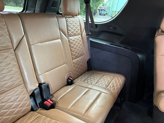 2022 Cadillac Escalade ESV Premium Luxury
