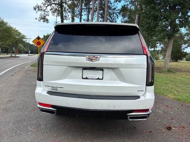 2022 Cadillac Escalade ESV Premium Luxury