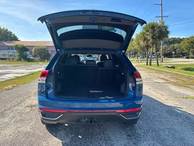 2025 Volkswagen Atlas Cross Sport 2.0T SE w/ Technology