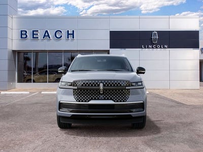 2027 Lincoln Navigator Reserve