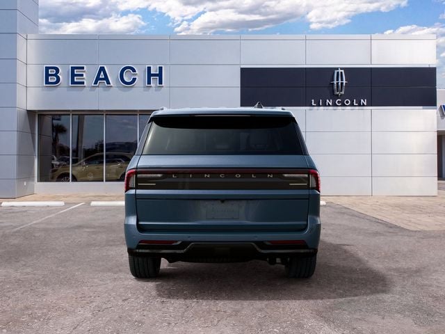 2027 Lincoln Navigator Reserve