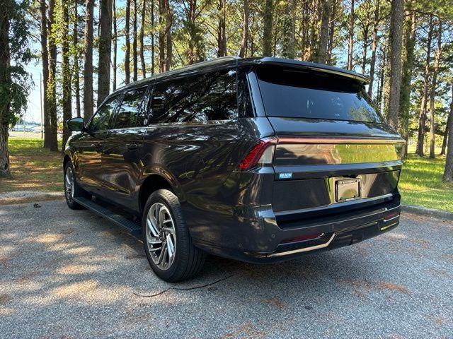 2025 Lincoln Navigator L Reserve