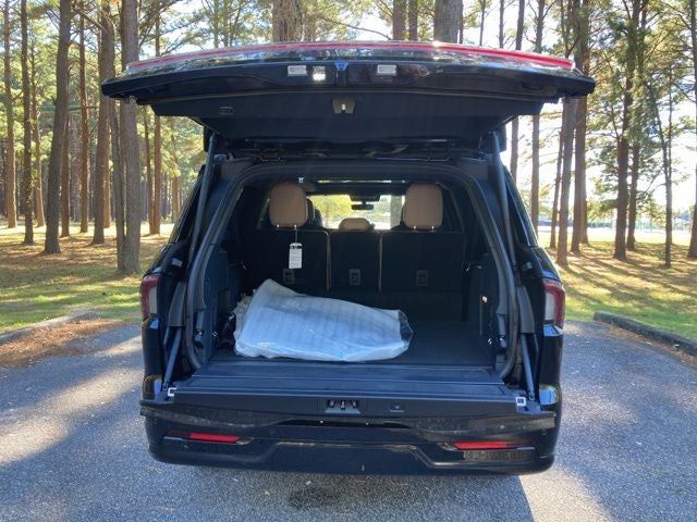 2025 Lincoln Navigator L Black Label